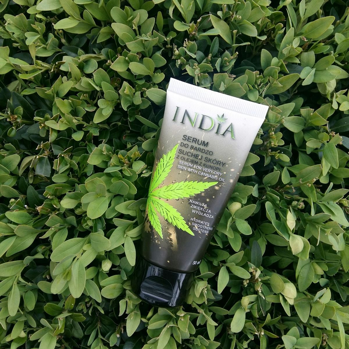 INDIA Serum z olejem konopnym dla suchej skóry - 3